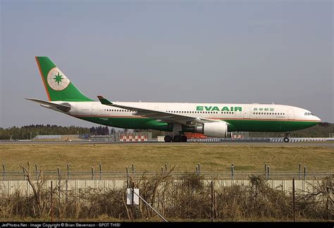 B 16302 Airbus A330 203 Eva Air Brian Stevenson JetPhotos