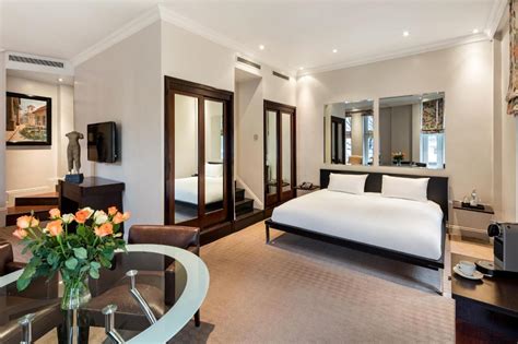 Radisson Blu Edwardian Grafton Hotel Deals & Reviews, London ...