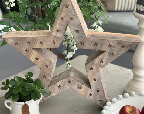 Large Wooden Star Decoration With LED - Etsy