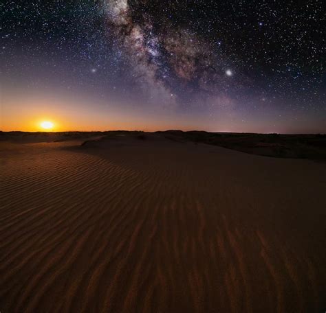 Premium Photo Amazing Views Of The Sahara Desert Under The Night