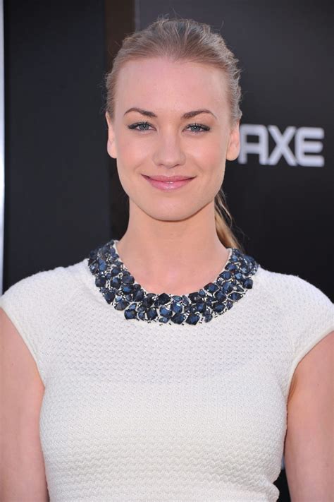 Yvonne Strahovski The Premiere Of The Hangover Part 2 Yvonne