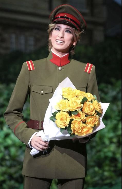 Pin By Pasticcione On People Takarazuka Gay Dream Pretty People