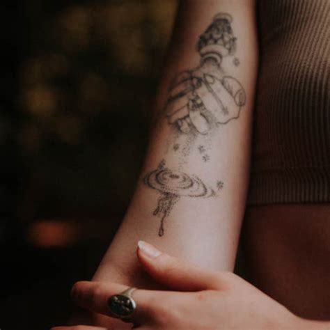 Captivating Aquarius Tattoo Designs For Women Unleash Your Inner Rebel