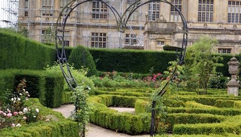 How to Design a Healing Garden | Garden Guides