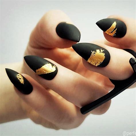 Stunning Gold Foil Nail Designs To Make Your Manicure Shine Black