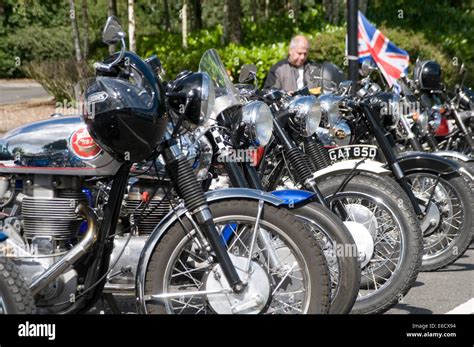 classic british motorbikes motorbike motor bike bikes old cycle cycles ...