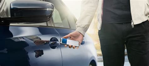 Usar el iPhone como llave del coche será una realidad en los BMW