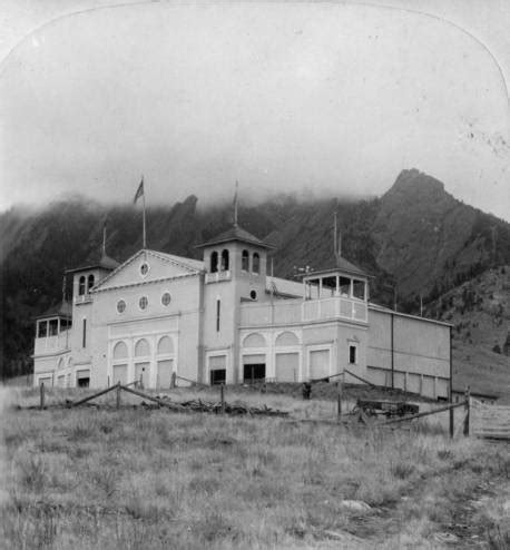 Chautauqua_auditorium_Boulder_Colo - Colorado Museums