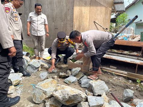 Peletakan Batu Pertama Pembangunan Rumah Tahfidz Kapolres Majene Kita