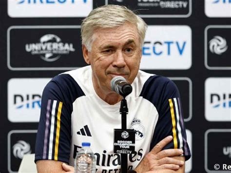 Carlo Ancelotti Brise Le Silence Sur Qui Portera Le Maillot N9 Du Real