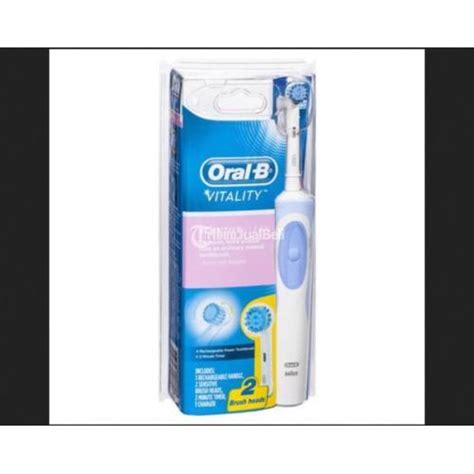 Oral B Vitality Sensitive Clean Electric Toothbrush Sikat Gigi