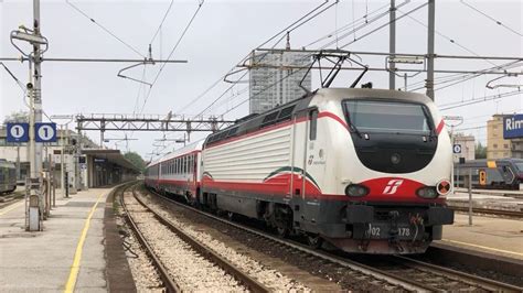 Treni Passeggeri Merci Non Solo Di Inizio Maggio Alla Stazione Di