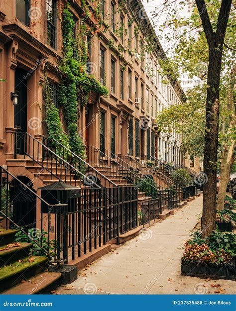 Brownstones On The Upper East Side Of Manhattan In New York City Stock