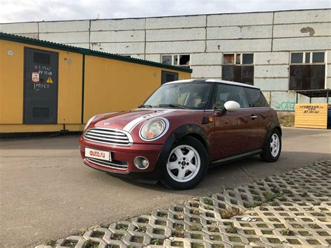 Купить б/у Mini Hatch II (R56) Cooper 1.6 AT (120 л.с.) бензин автомат ...