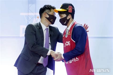 Kbl 드래프트 1순위 지명된 양준석 네이트 스포츠