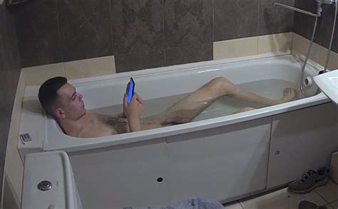 Watch Shower Man Artem Late Bath Apr Naked People With Salma In Bathroom The Biggest