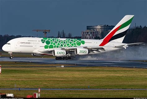 A6 EON Emirates Airbus A380 861 Photo By Niclas Rebbelmund ID 1238117