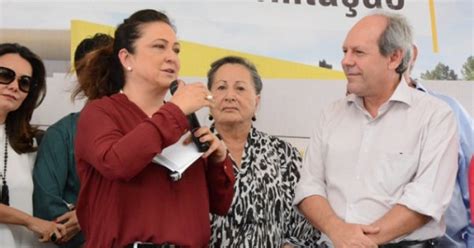 K Tia Corteja Dimas Para Senado E Se Re Ne Tr S Vereadores Pr