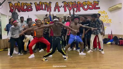 Dwpacademy And Dancegod Lloyd Viral Dance Video Drop The Ghana Flag If You Love This Video 🇬🇭🌎