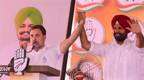 Rahul Amps Up Populist Pitch In Punjab Promises To Waive Farm Loans