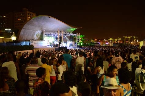 Réveillon no Parque Madureira DJ Corello Foto Alexand Flickr