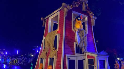 PHOTOS VIDEO Boo To You Halloween Parade Returns For Mickey S Not So