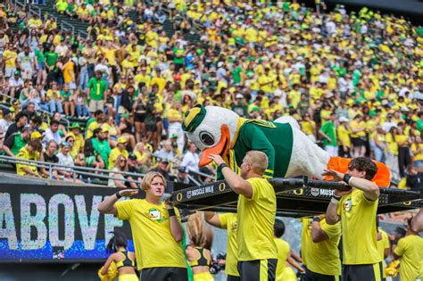 Oregon Ducks Mascot Push Ups