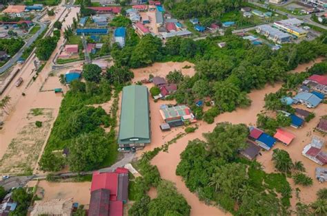 Mangsa Banjir Di Sabah Dipindahkan Ke Pps