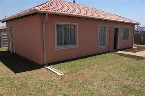 Naturena Property : Property and houses for sale in Naturena ...