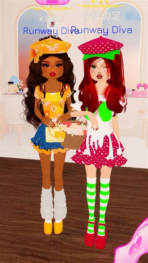 Strawberry Shortcake And Orange Blossom Dti In Playing Dress Up