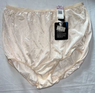 NWT Vintage Olga Nylon Panties Fashion Scoop Size XL Nylon Beige Nude EBay