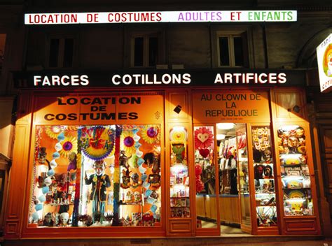 Contactez nous Magasins de Déguisements Paris