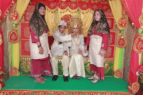 Suap Suap Pengantin