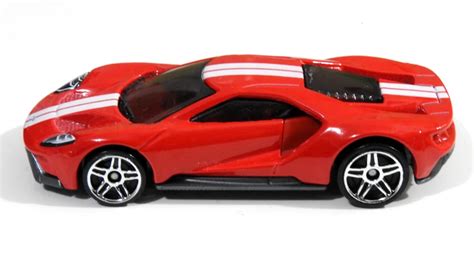 Машинка Базова Hot Wheels Ford GT Exotics FJY Red купити в інтернет магазині