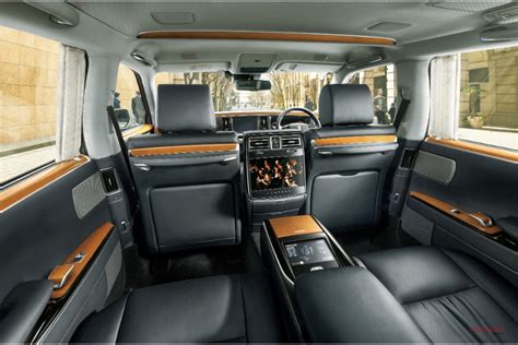 vip autocar japan