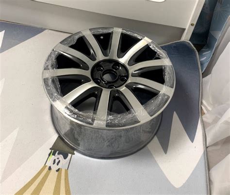 Литые диски Volkswagen 8,5Jx18 ET45 5x112 на Volkswagen Passat CC ...