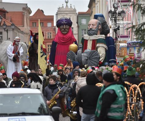 Toruń Tak wyglądał Orszak Trzech Króli 2023 Aktywiści na miejscu