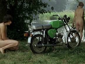 KAREEN SCHROTER Nude AZNude