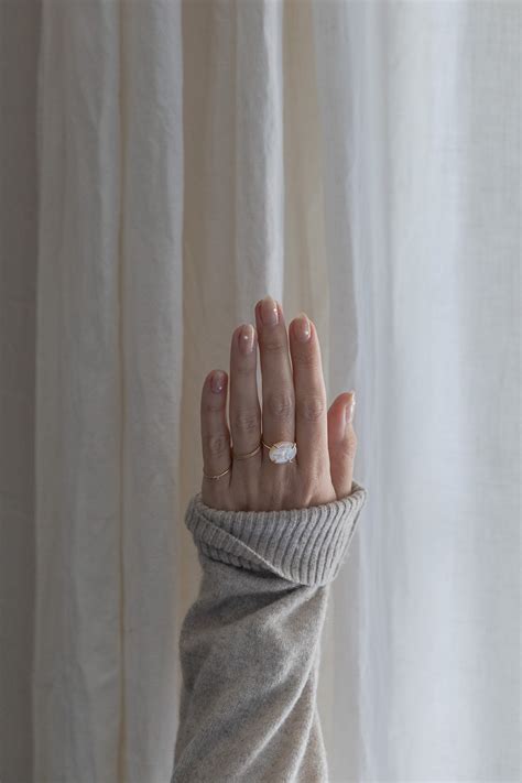 Minimal Pearl Manicure - Hej Doll | Simple modern living by Jessica Doll.