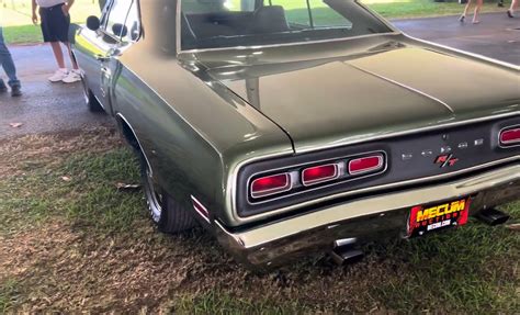 One Of Dodge Hemi Coronet R T Is One Of The Rarest Muscle Cars