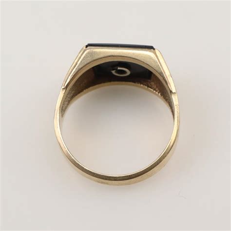 10kt Gold Black Onyx Signet Ring Property Room