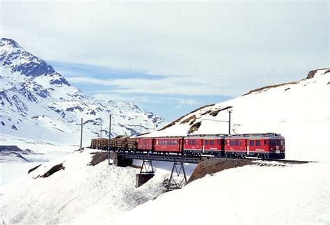 Rhb Gmp Von St Moritz Nach Tirano Am Bei Ospizio