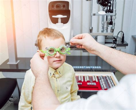 Marco De Prueba Receta De Gafas Para Un Niño Hipermetropía Infantil