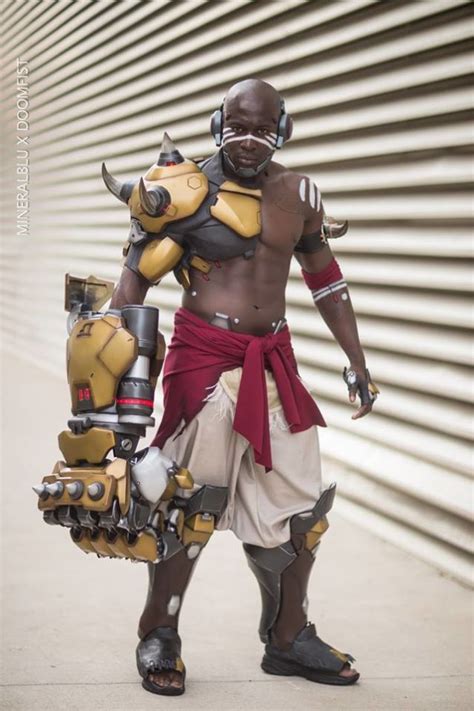 Blizzard's Official Doomfist Cosplay Is Incredible | Korean fashion, Flower beard, Wedding ...