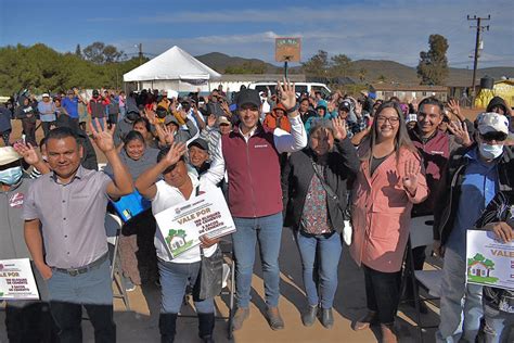 Entrega Ayuntamiento De Ensenada Apoyos Sociales Para Residentes De