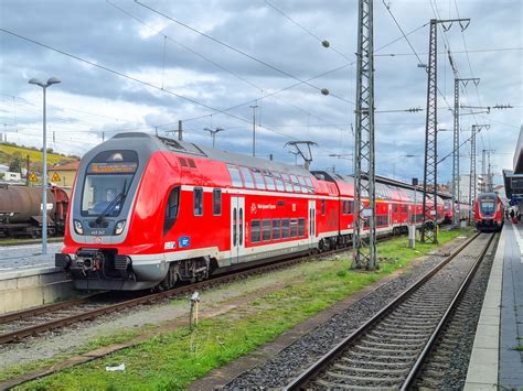 ET 445 047 als RE 55 nach Frankfurt Main Hbf in Würzburg Hbf 01 11