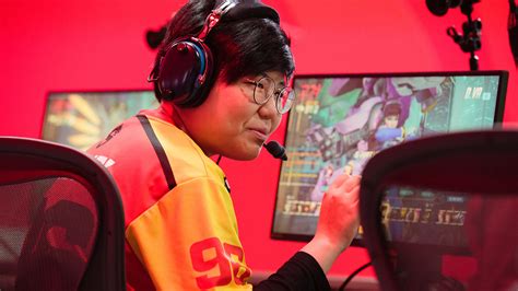 Overwatch League S Only Female Pro Geguri Released By Shanghai Dragons