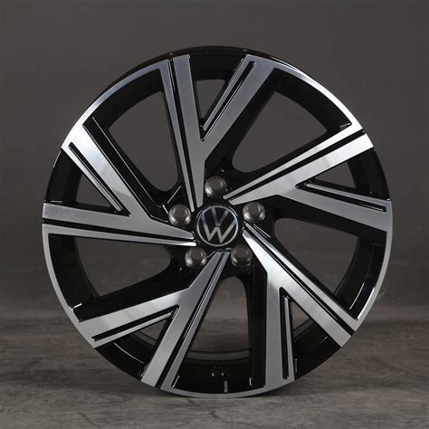 18 Inch Rim Original Vw Golf 8 Viii Bergamo 5h0601025m