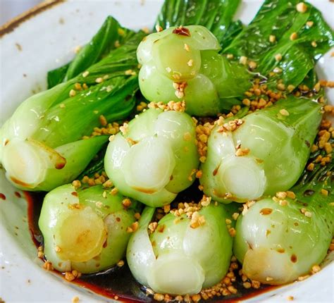 Pak Choi Recipe with Garlic | olivemagazine