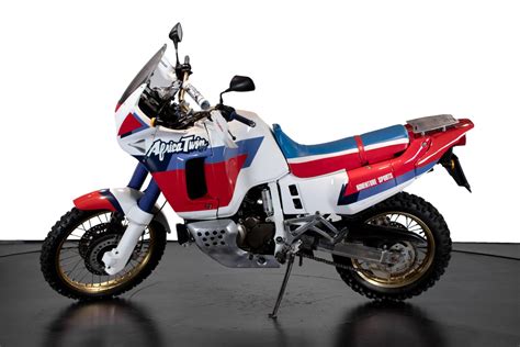 Honda Releases 2023 Africa Twin With New Liveries In Europe 42 OFF